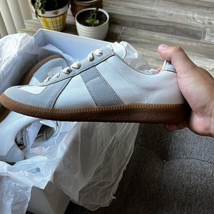 Maison Margiela Replica size 6.5